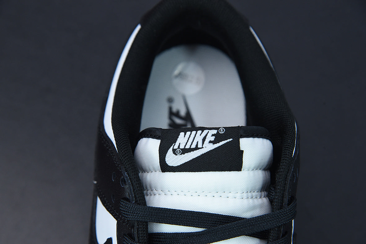 Wmn's Dunk Low Retro Black White