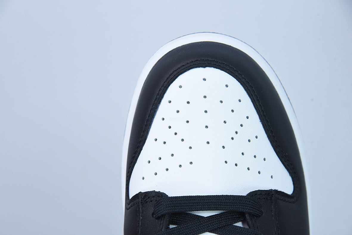 Wmn's Dunk Low Retro Black White