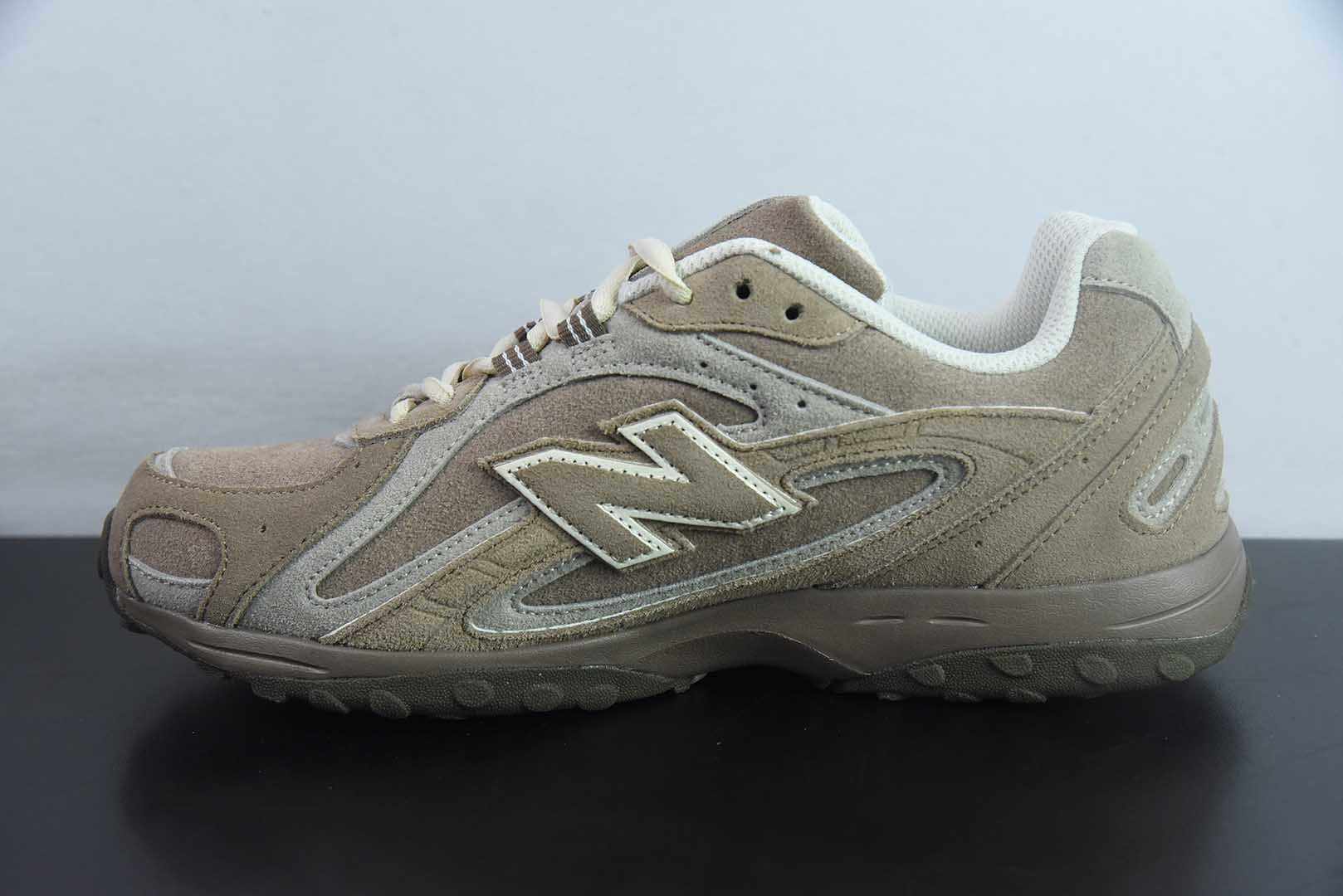 NB 204L Mushroom Arid Stone