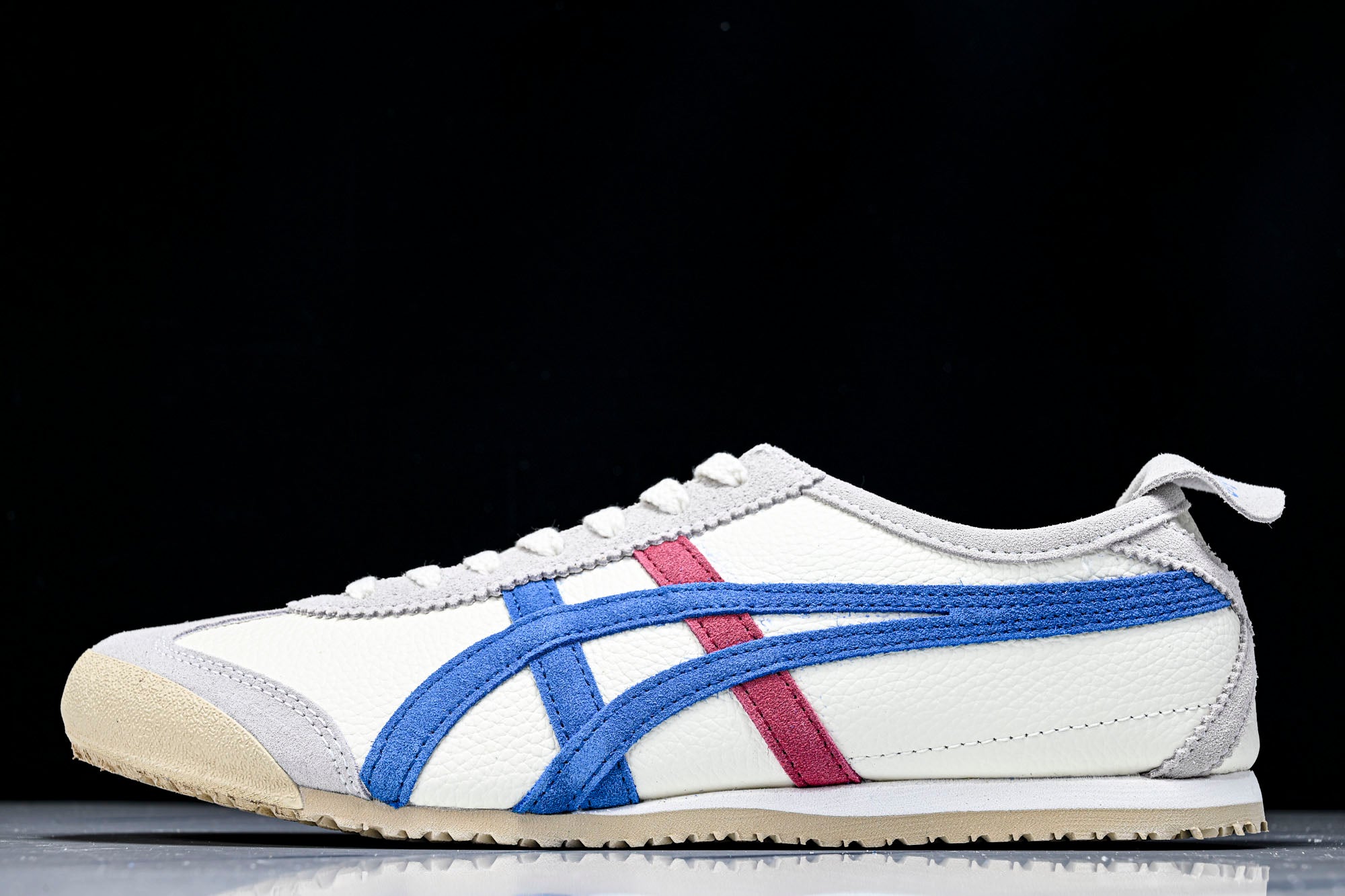 Mexico 66 Vintage White Directoire Blue Red