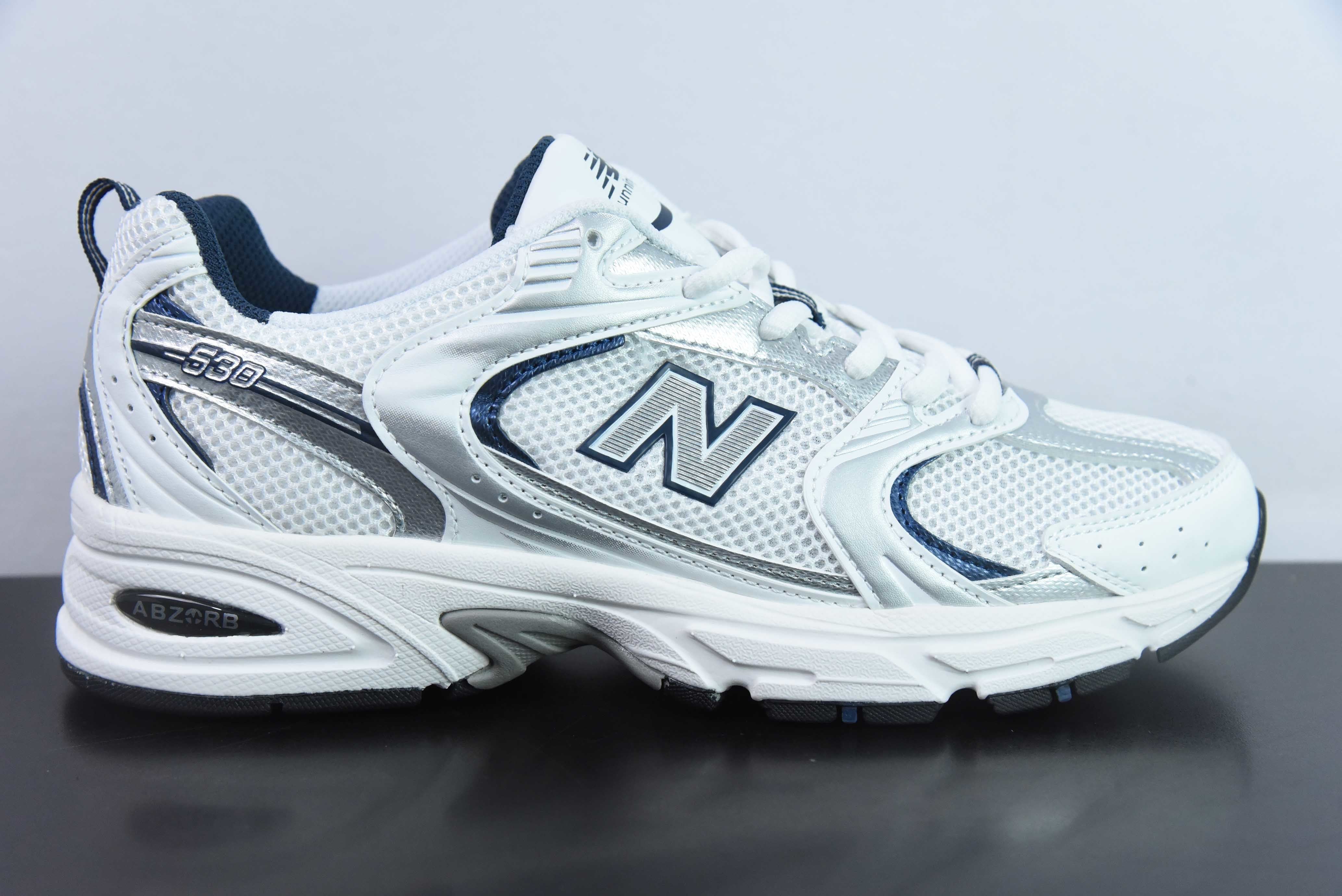 NB 530 White Silver Navy