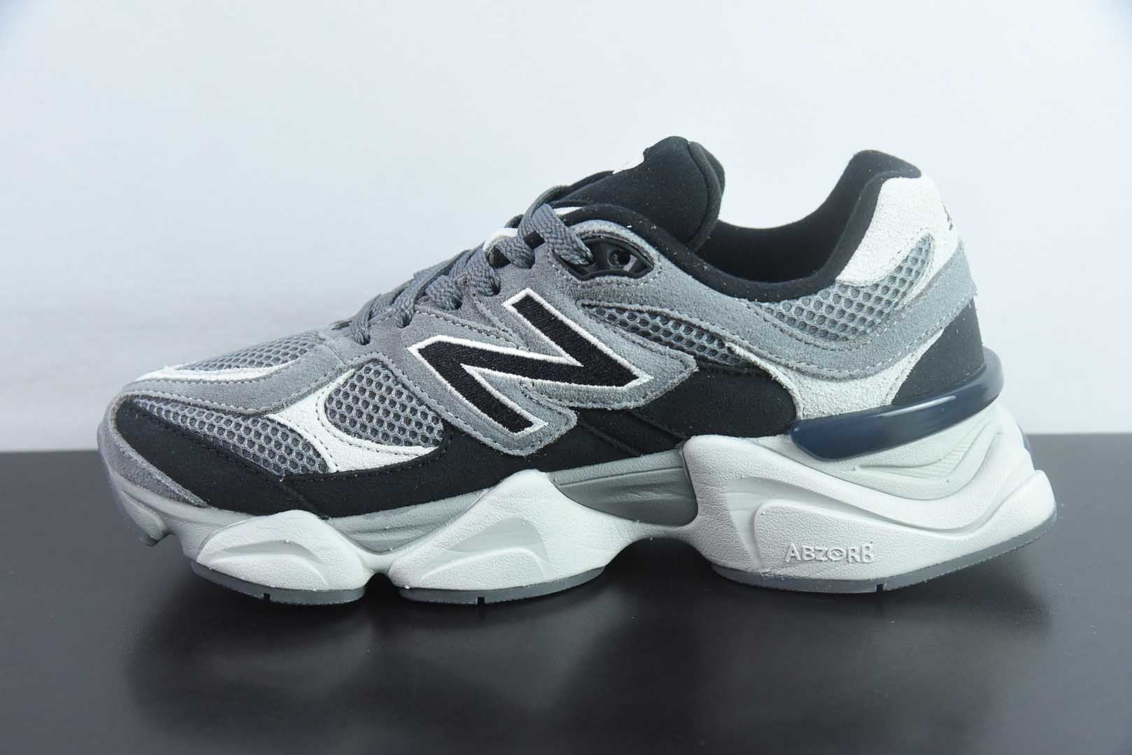 NB 9060 Black Castle Rock