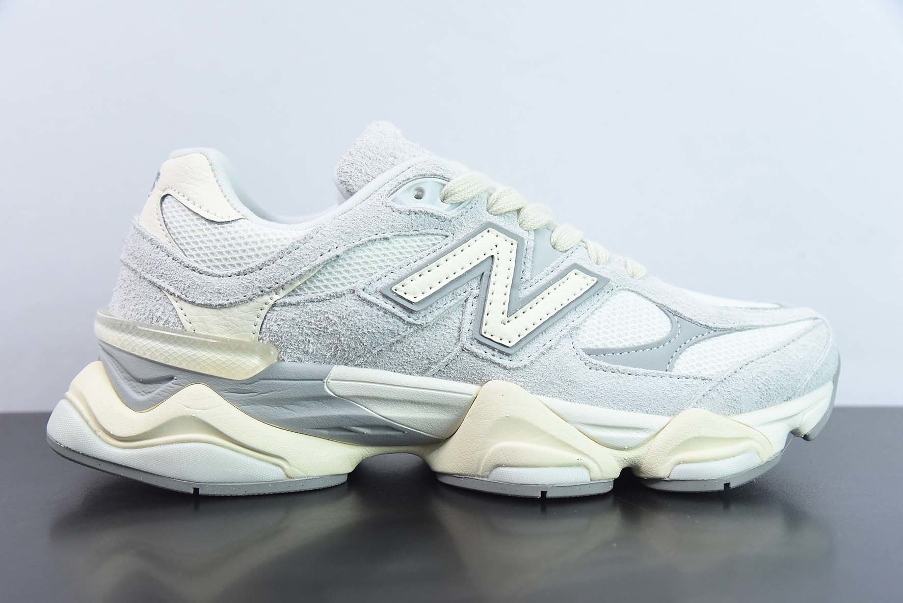 NB 9060 Quartz Grey