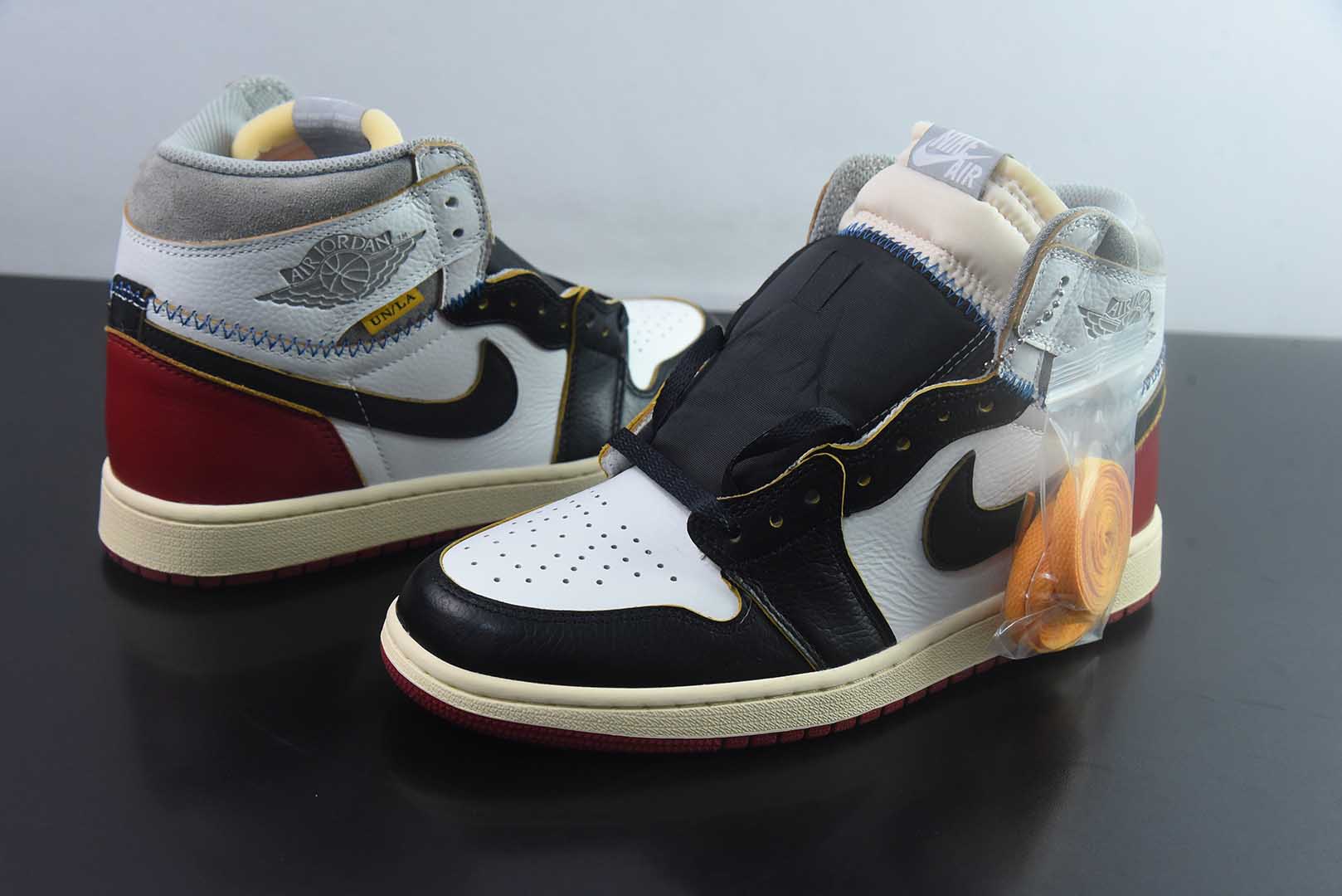 AJ 1 Retro High Union Los Angeles Black Toe