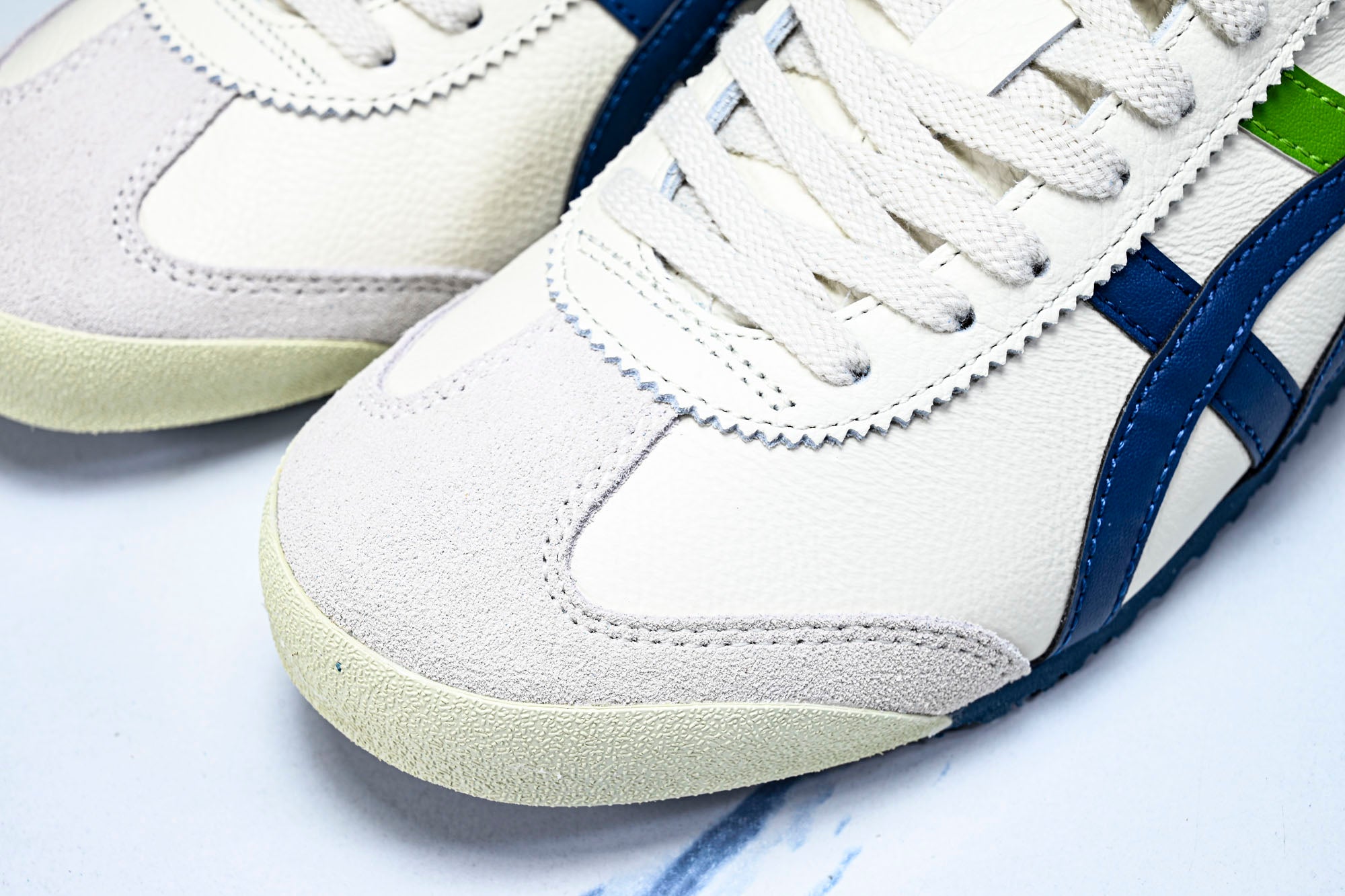Mexico 66 Cream Mako Blue